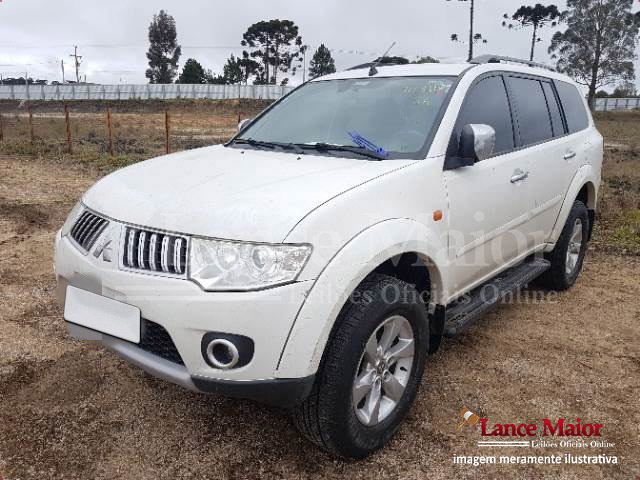 LOTE 039 - MITSUBISHI PAJERO DAKAR AT 2013