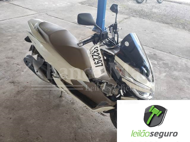 LOTE 008 - HONDA PCX 150 DLX 2019