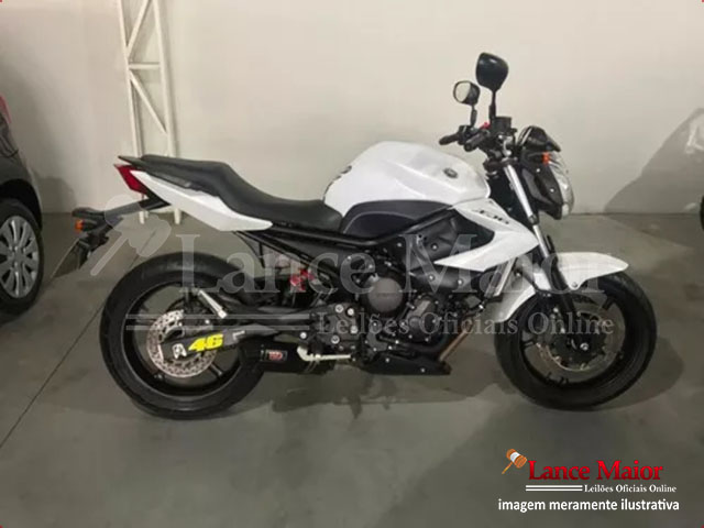 LOTE 017 - Yamaha Xj6 2012