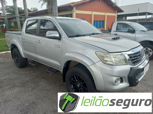 007 HILUX CD SRV 3.0 D-4D TURBO 2014