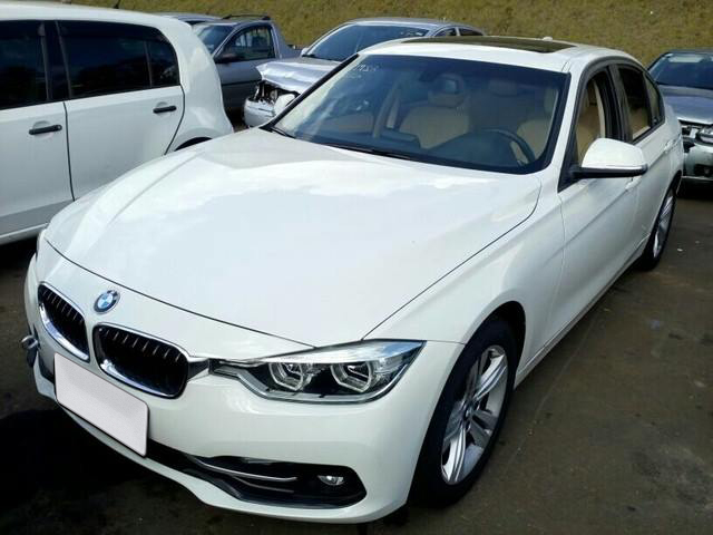 LOTE 008 - BMW 320i 2.0 Sport ActiveFlex